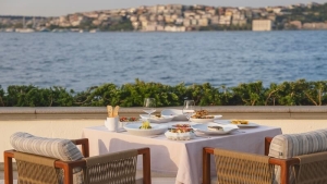 Küresel Lüks Otelciliğin Zirvesinde