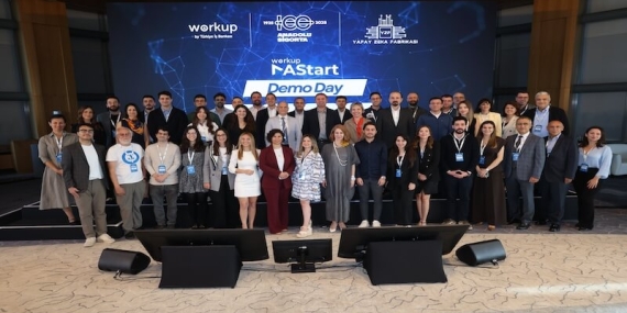 Workup AStart Programı İlk Mezunlarını Verdi