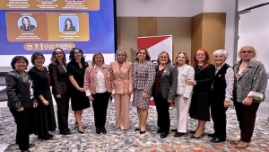 İş Dünyasının Zirvesindeki Kadınlar Dönüşümün Şifrelerini Paylaştı