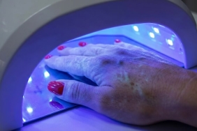 Parlak Tırnakların Karanlık Yüzü