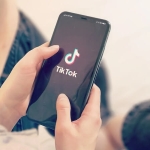 Uzun yolculuklarda çocuklara özel TikTok video arşivi nasıl oluşturulur