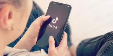 Uzun yolculuklarda çocuklara özel TikTok video arşivi nasıl oluşturulur